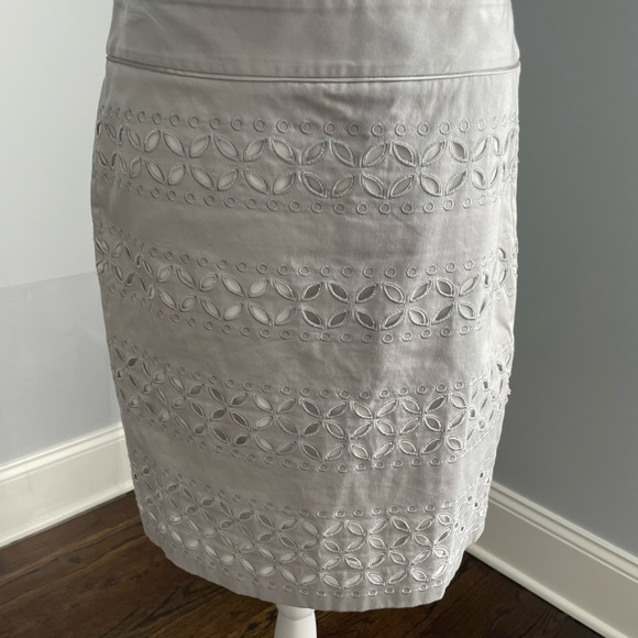 White House Black Market Dresses & Skirts - Light gray embroidery cotton skirt